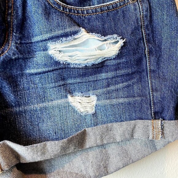 Forever 21 Distressed Jean Shorts 27 - Picture 4 of 6